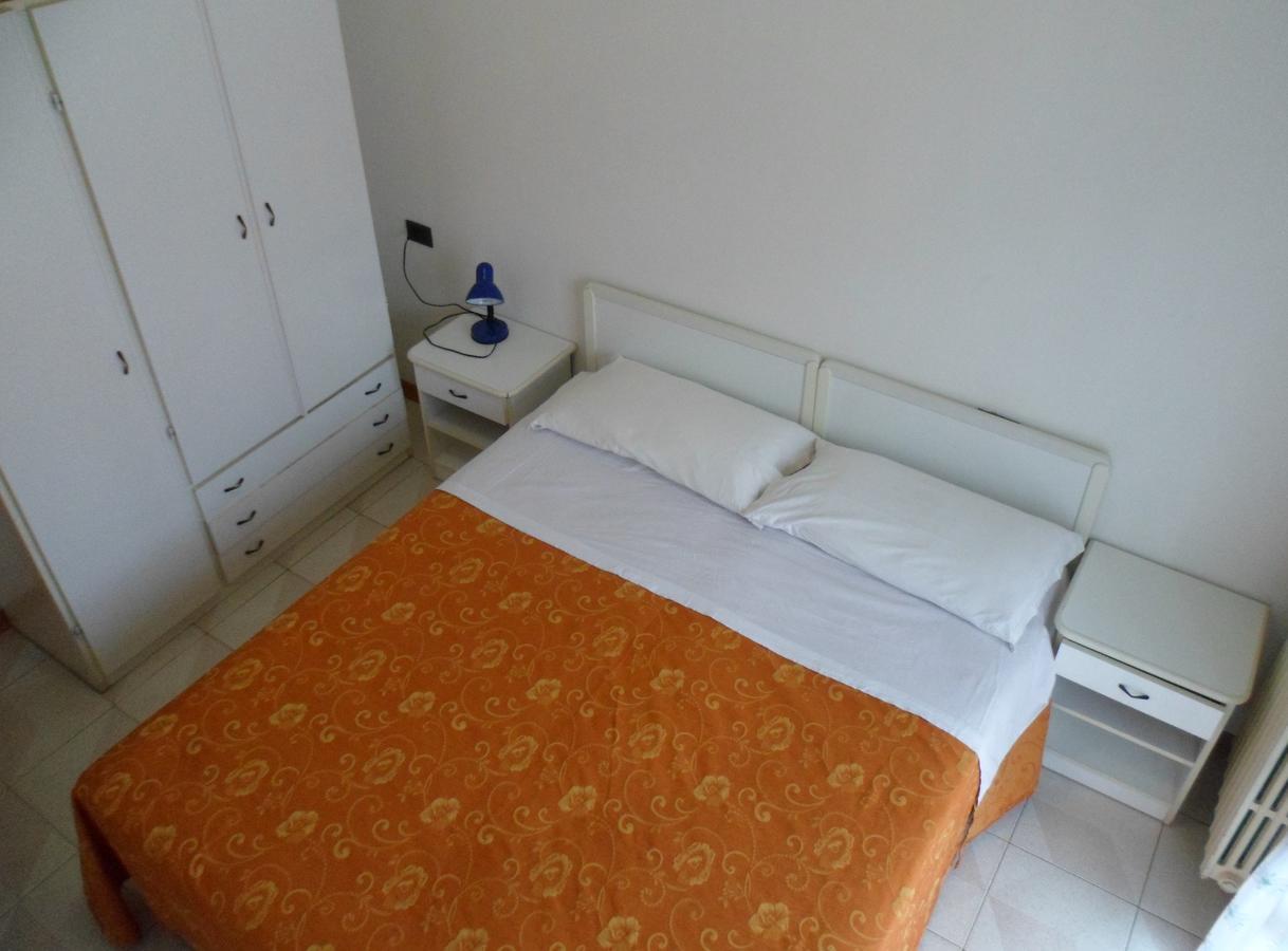Residence Monaco Appartamenti Rimini Exterior foto